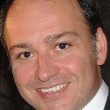 Acercar imagen: Mario Utrilla Trinidad, Dentista Madrid