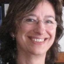 Acercar imagen: Amparo Navea Tejerina, Oftalmólogo Valencia