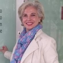 Acercar imagen: Esperanza López Requerey, Dentista Santos de Maimona (Los