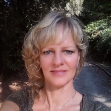 Acercar imagen: Simone Harbich, Terapeuta complementario Barcelona