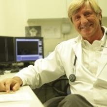 Acercar imagen: Luis Alonso-Pulpón, Médico general Madrid