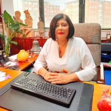 Acercar imagen: Mirna Andrade, Médico general León