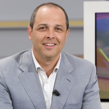 Acercar imagen: Moises Amselem, Médico estético Madrid