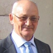 Acercar imagen: Julian Moreno Garcia, Oftalmólogo Madrid