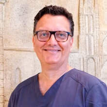 Acercar imagen: Carlos Fuset Fernandez, Dentista Valencia