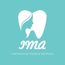 Acercar imagen: Sara Torres Nadjar, Dentista Barcelona