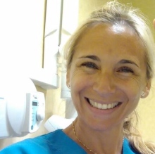 Acercar imagen: Carla Tetievsky, Dentista Cambrils