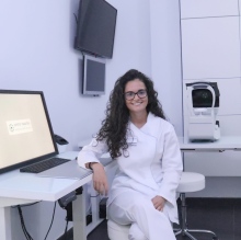 Acercar imagen: Amparo López-Barajas López, Óptico Padul