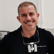 Acercar imagen: Vicente Cots Alcayde, Dentista Valencia