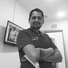 Acercar imagen: Percy Gutiérrez Palomino, Dentista Villaviciosa de Odón