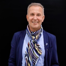 Acercar imagen: Enrique Fernandez Romero, Médico estético Donostia-San Sebastián