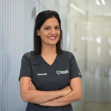 Acercar imagen: Hengameh Bagheri, Dentista Sant Cugat del Vallès