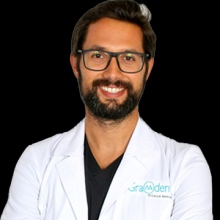 Acercar imagen: Joaquin Alvira, Dentista Santa Coloma de Gramenet
