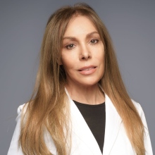 Acercar imagen: María Pilar Perera Ravelo, Médico estético Barcelona