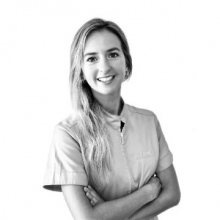 Acercar imagen: Blanca Barrio Santos, Dentista Málaga