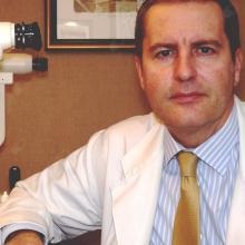 Acercar imagen: Gabriel Ureña Avilés, Oftalmólogo Madrid