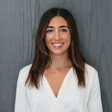 Acercar imagen: Adriana Vivar Hernández, Dentista Marbella