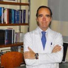 Acercar imagen: Jesus Mateo Arias, Cirujano oral y maxilofacial Badajoz