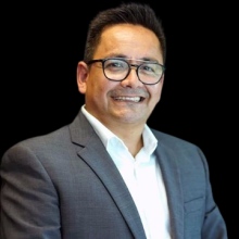 Acercar imagen: Raymundo Gomez Garcia, Médico estético Barcelona