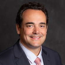 Acercar imagen: Cosme Lavín Dapena, Oftalmólogo Madrid