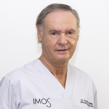 Acercar imagen: Juan David Gonzalez Padilla, Cirujano oral y maxilofacial Sevilla