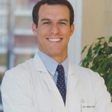 Acercar imagen: Miguel Mesa-Guzmán, Cirujano torácico Madrid