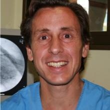 Acercar imagen: José Eduardo Larrousse Morellon, Cardiólogo Barcelona