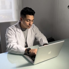 Acercar imagen: Mario Fernando Lanza Guzmán, Médico estético Madrid