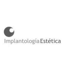 Implantología Estética Dr. Julián Cuesta