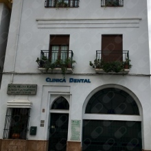 Clínica Dental Roldán Dueñas S.L.L.