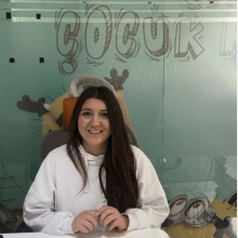 Resmi büyüt: Kadriye Altunbaş, Diş Hekimi Kahramanmaraş