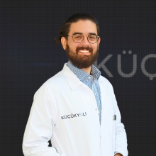 Resmi büyüt: Mustafa Alp Boyana, Diş Hekimi Kadıköy