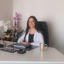 Resmi büyüt: Yekbun Karademir, Diş Hekimi Diyarbakır