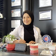 Resmi büyüt: Ayşe Menzek Yıldırım, Ortodonti Konya