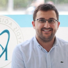 Resmi büyüt: Koray Pişgin, Diş Hekimi Pendik