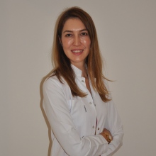 Melda Demirtaşoğlu, Dermatoloji İzmir