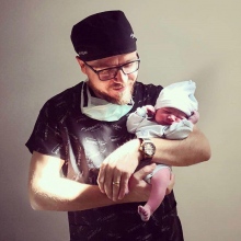 Resmi büyüt: Okan Arslan, Kadın Hastalıkları Ve Doğum Salihli