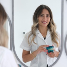 Resmi büyüt: Buket Ünlü, Diş Hekimi Aydın