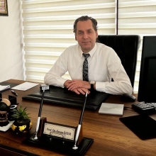 Resmi büyüt: Ercan Özer, Beyin Ve Sinir Cerrahisi İzmir