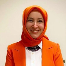 Resmi büyüt: Nuriye Kayıran, Dermatoloji Gaziantep