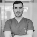 Serhat Boz, Diş Hekimi İstanbul