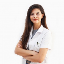 Resmi büyüt: Keziban Uslu, Diş Hekimi Konyaaltı