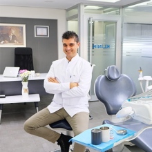 Resmi büyüt: Gürkan Zeybek, Diş Hekimi İzmir