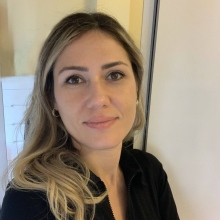 Resmi büyüt: Şeyda Aygün Emiroğlu, Protetik Diş Tedavisi Şişli