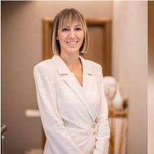 Resmi büyüt: Özge Karasu, Ozon Terapi Atakum