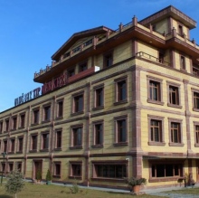 Özel Uluğ Bey Tıp Merkezi