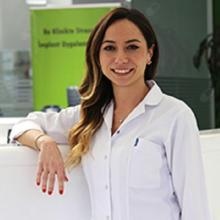 Resmi büyüt: Kumru Sular, Restoratif Diş Tedavisi Bodrum