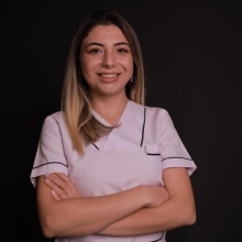 Resmi büyüt: Özge Tunçer, Diş Hekimi Muğla