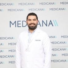 Resmi büyüt: Hikmet Akbulut, Çocuk Sağlığı Ve Hastalıkları Selçuklu