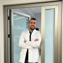 Resmi büyüt: Sedat Çakır, Diş Hekimi İzmir